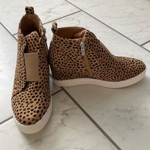 CCOCCI Cheetah Print Wedge Sneaker Booties size 8